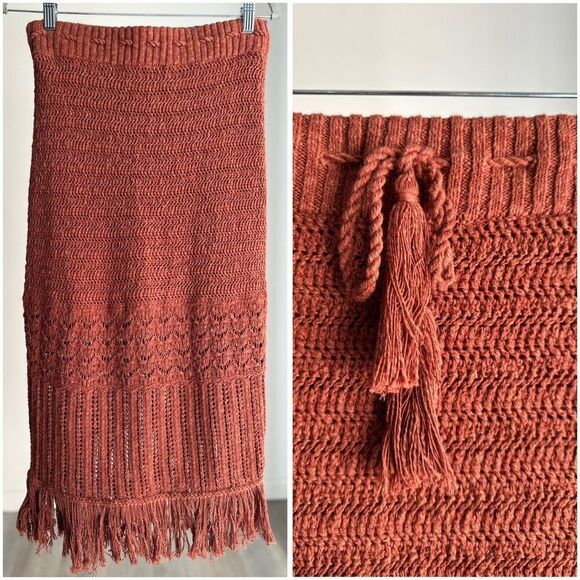 Abercrombie and Fitch Knit Fringed Skirt Medium - Picture 3 of 3